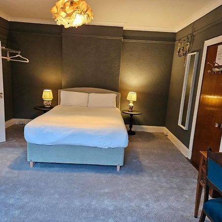 Boutique Guest House กัลเวย์ ภายนอก รูปภาพ
