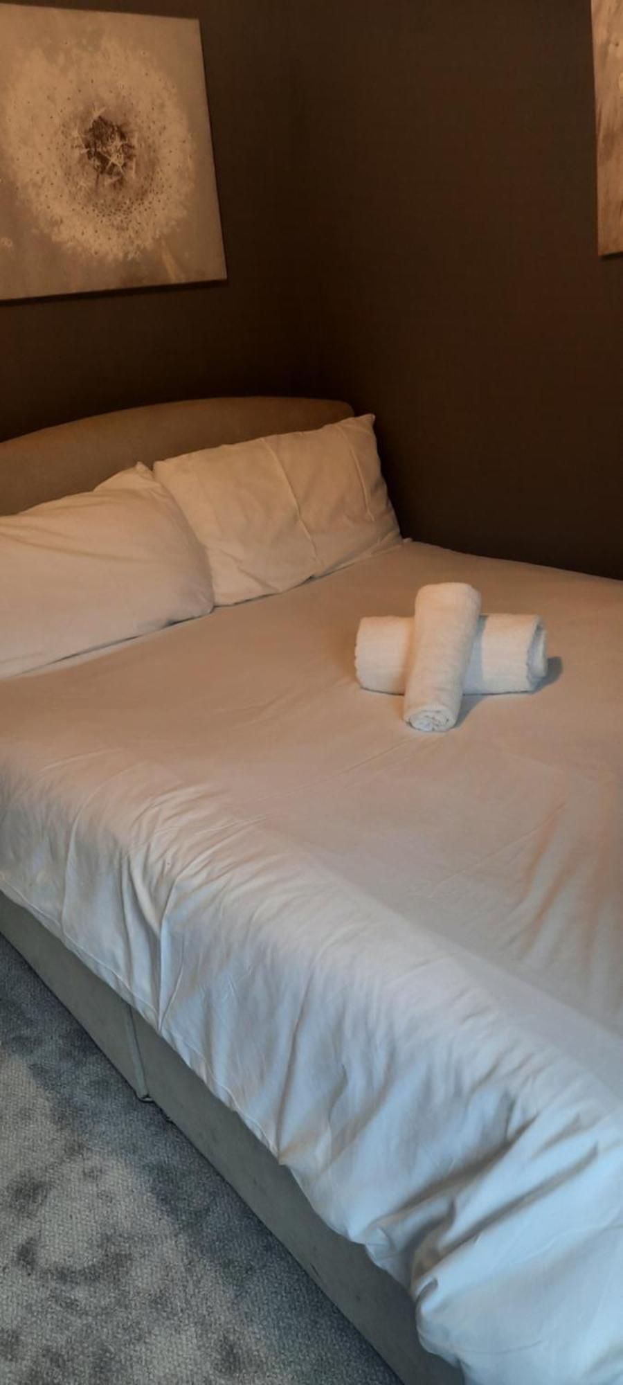 Boutique Guest House กัลเวย์ ภายนอก รูปภาพ